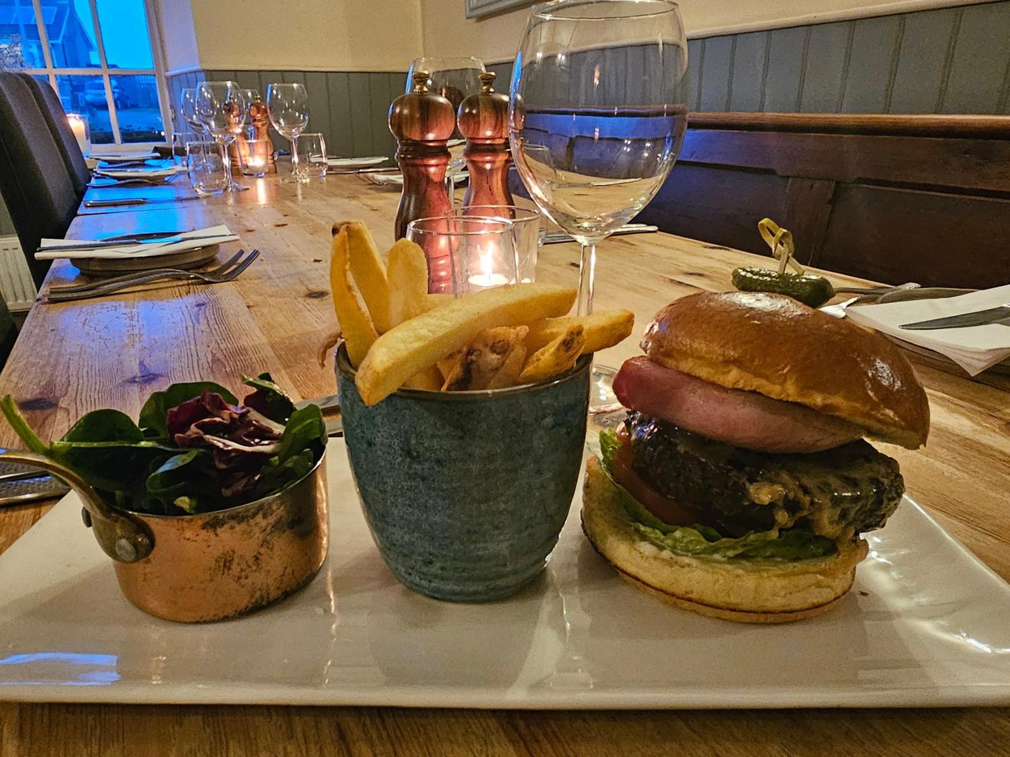 The Pack Horse Inn 챗힐 외부 사진