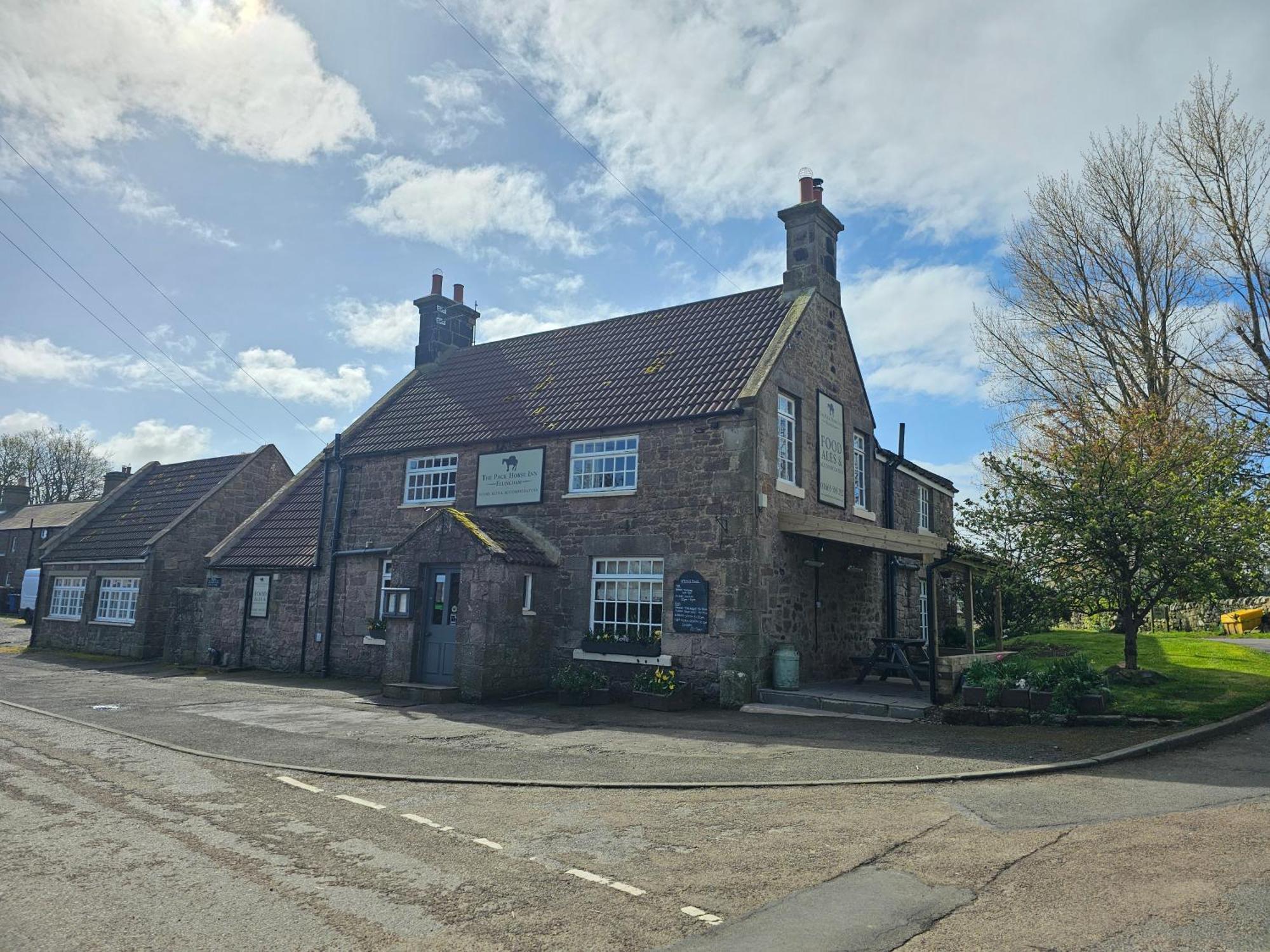 The Pack Horse Inn 챗힐 외부 사진