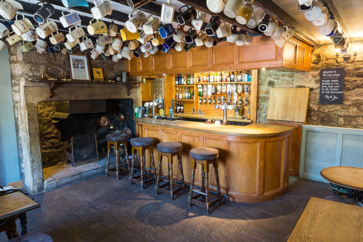 The Pack Horse Inn 챗힐 외부 사진