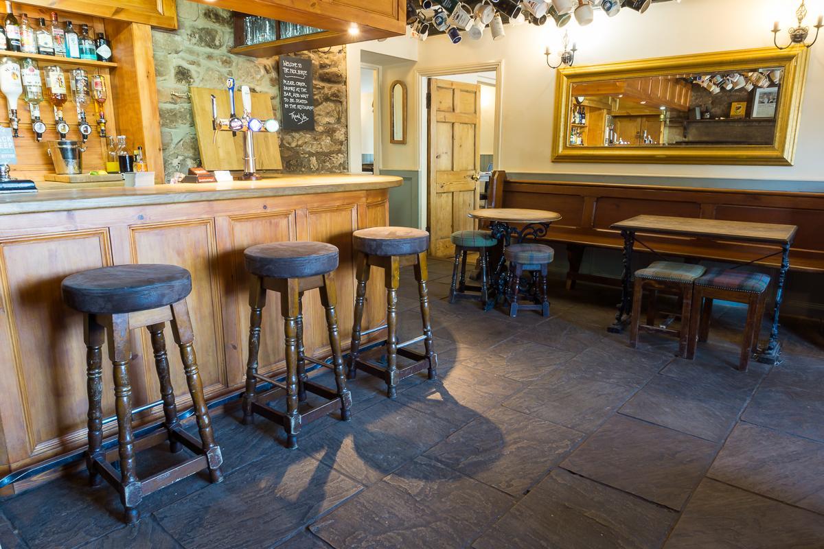 The Pack Horse Inn 챗힐 외부 사진